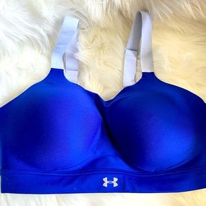 Under Armour Sports Bra 36 DD